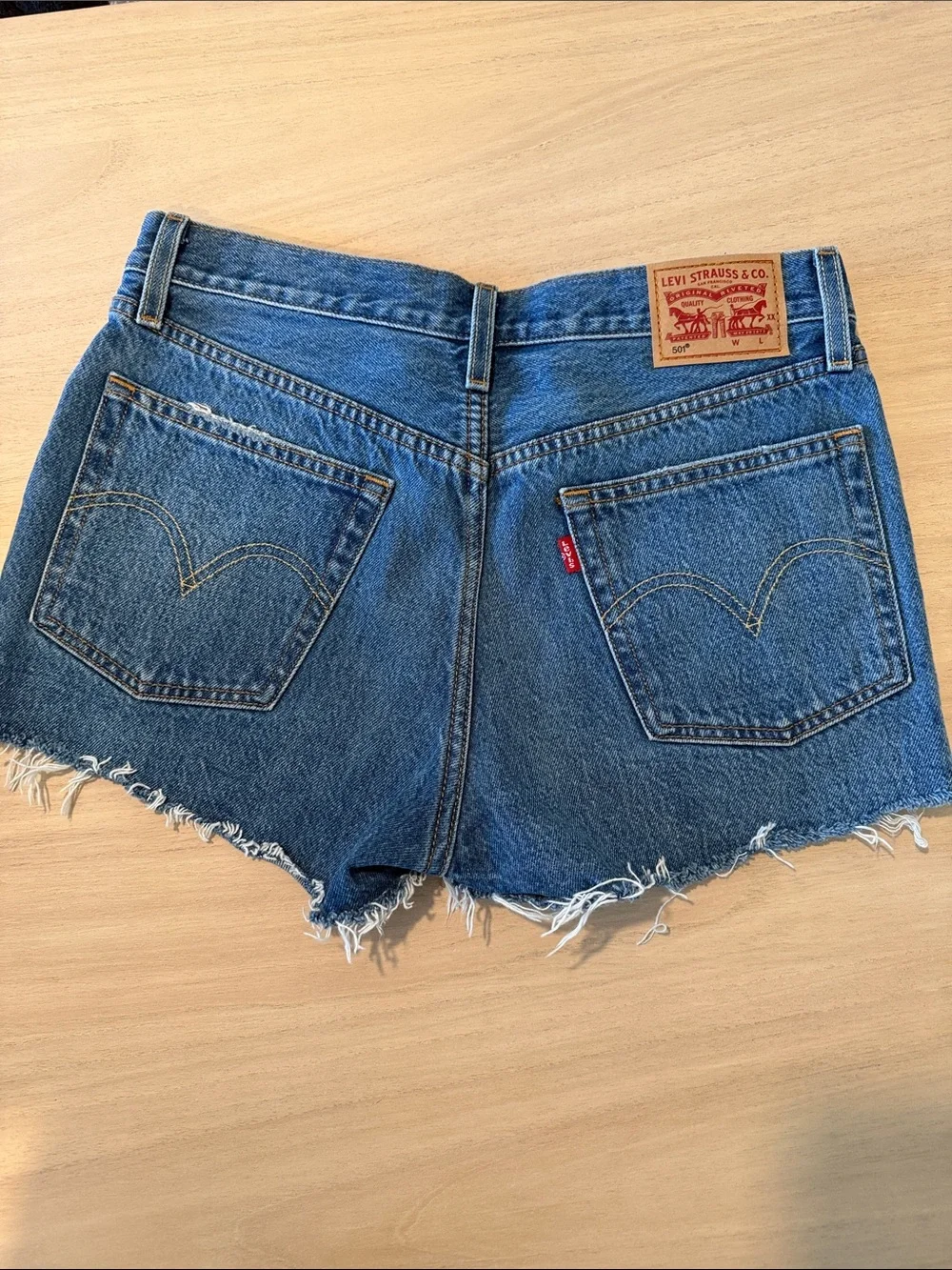 Levi’s 501 Original Distressed Denim Shorts Raw Hem Blue Size 27